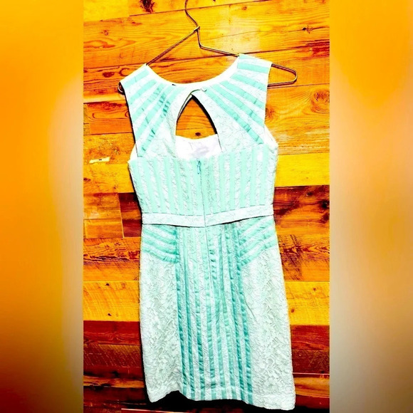 BCBGMAXAZRIA umi lace sheath mini dress mint aqua US2  bodycon ribbon party rare - Picture 4 of 5